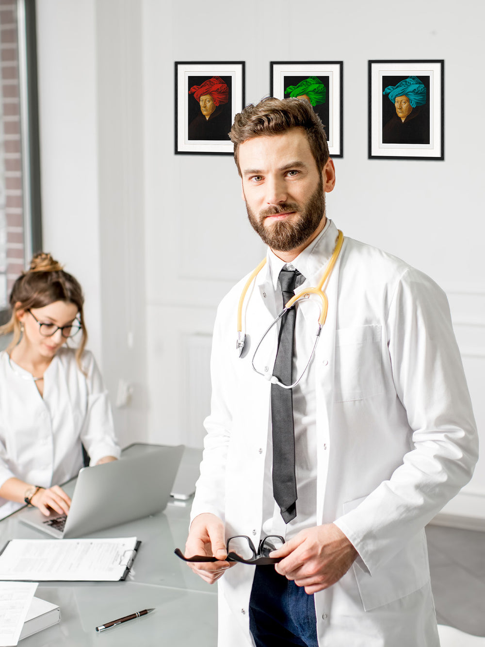 giza with a red, yellow and blue towel on his head